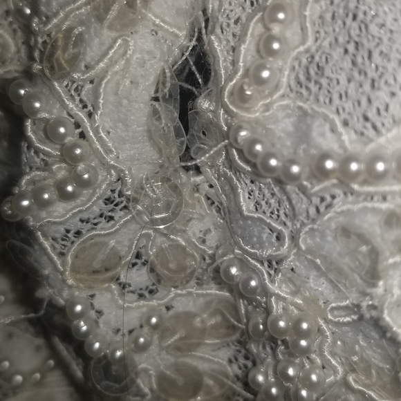 Vintage 80s/90s Wedding Dress with Bussel Train - Picture 7 of 16